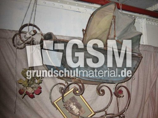 Schaukel - Kinderwagen.jpg